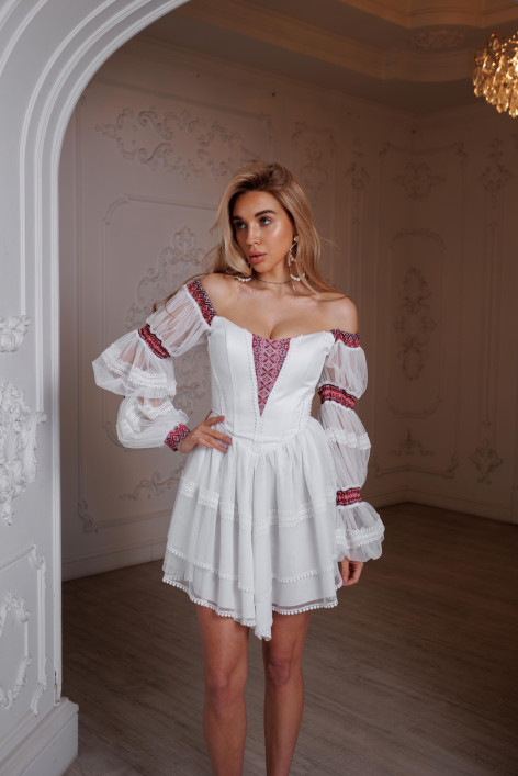Біла корсетна сукня міні